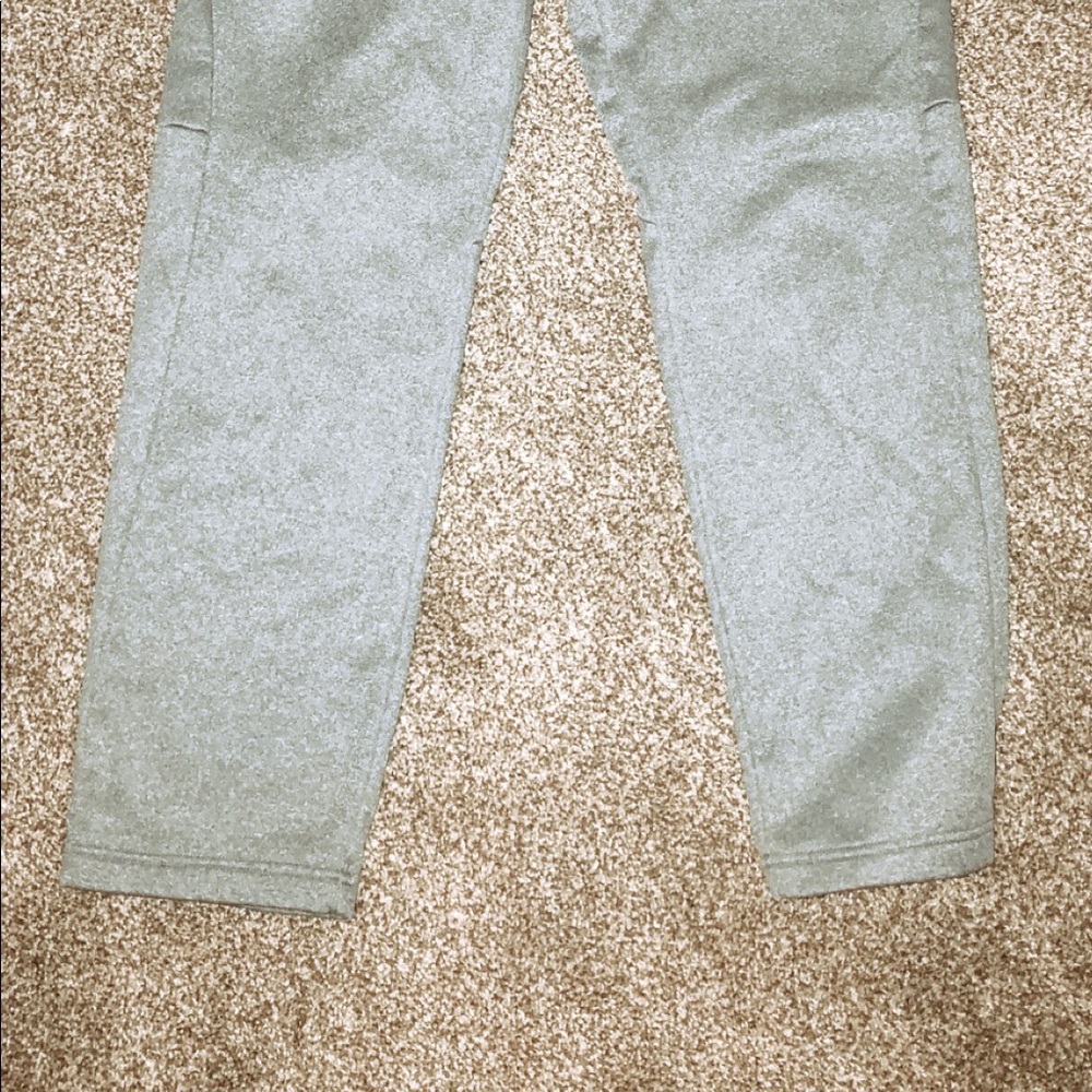 Under Armour pants - Picture 2 of 2